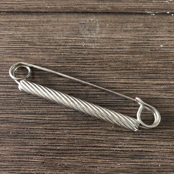 Vintage sliver flower - tie pin - Picture 1 of 2